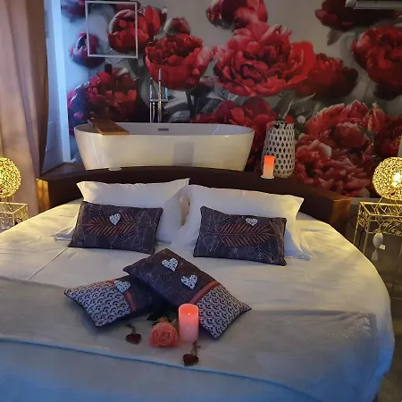 Au Secret Des Bregines Bed & Breakfast Beziers Exterior photo