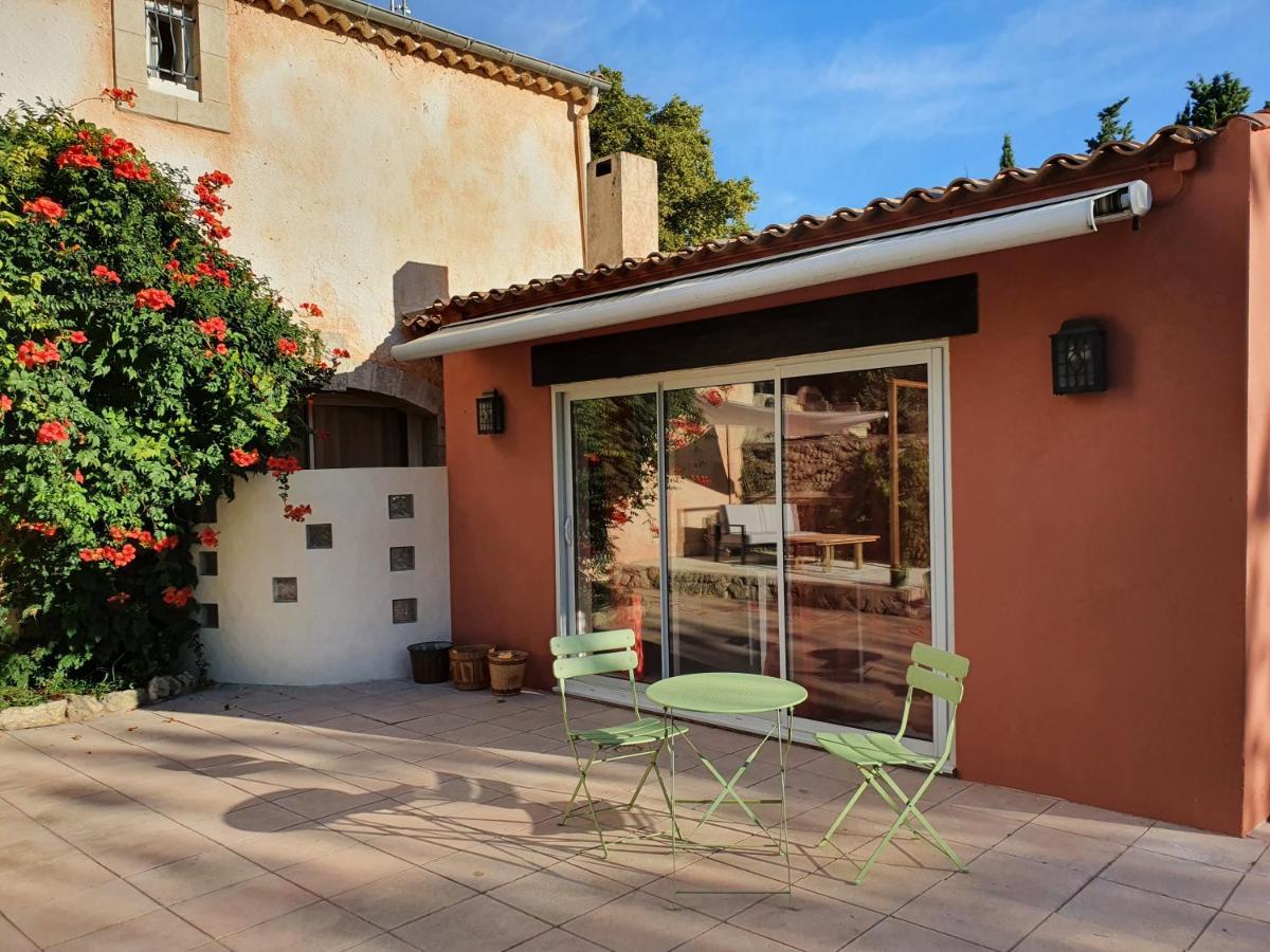 Bed & Breakfast Au Secret Des Bregines 2*