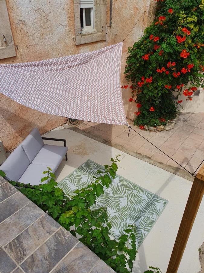 Au Secret Des Bregines Beziers