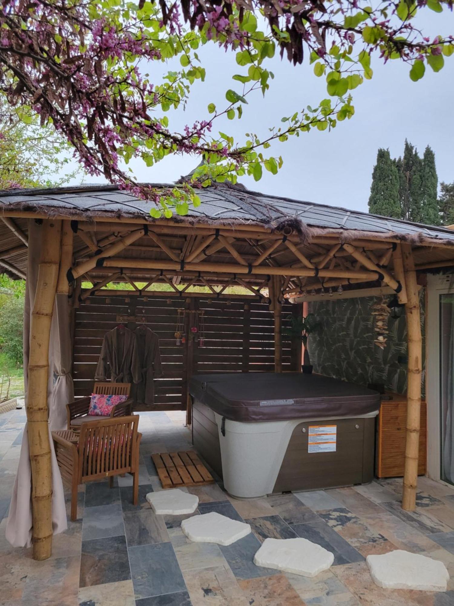 Bed & Breakfast Au Secret Des Bregines